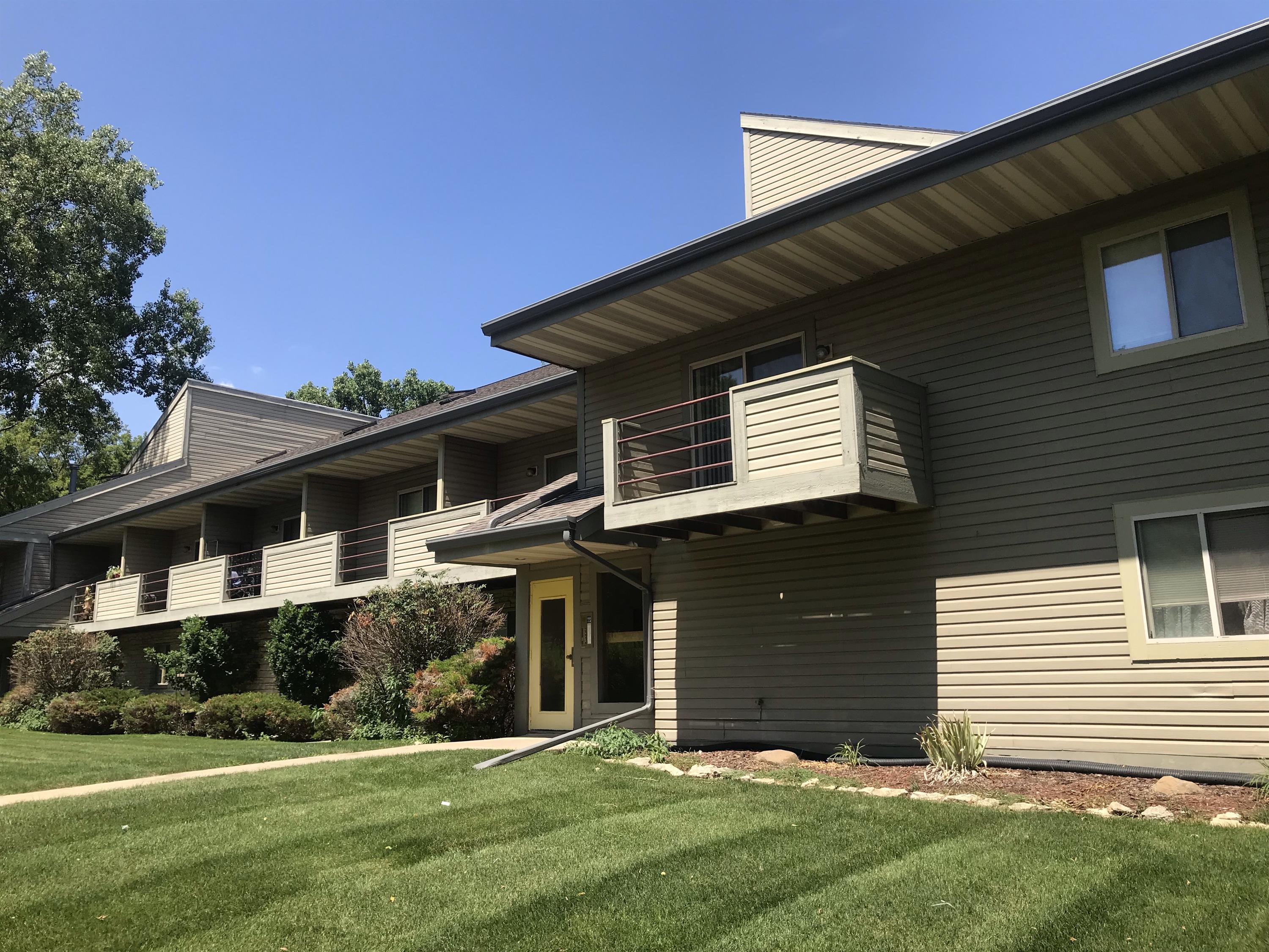 2411 Tawhee Drive #213